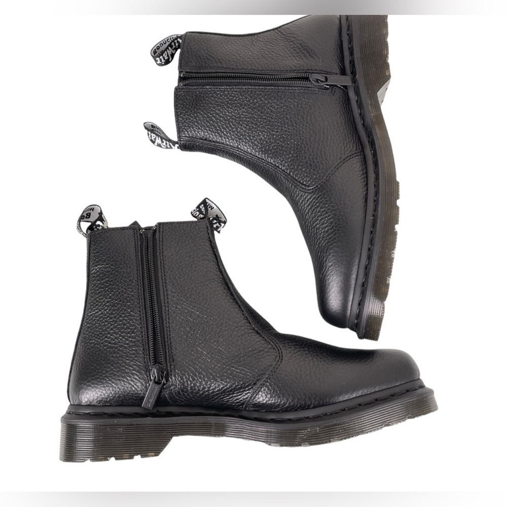 DR. MARTENS 2976 NAPPA LEATHER CHELSEA BOOTS Black Size 8